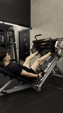Leg press 45 base sumô